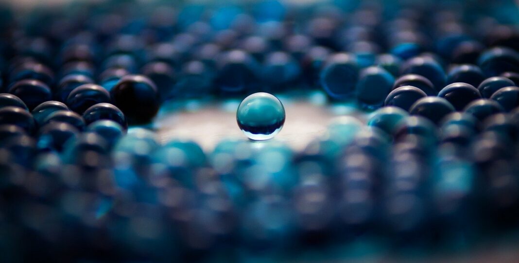 Litecoin vs Cardano Quels points communs, quelles différences - pixabay - balls-gcb51edca7_1280